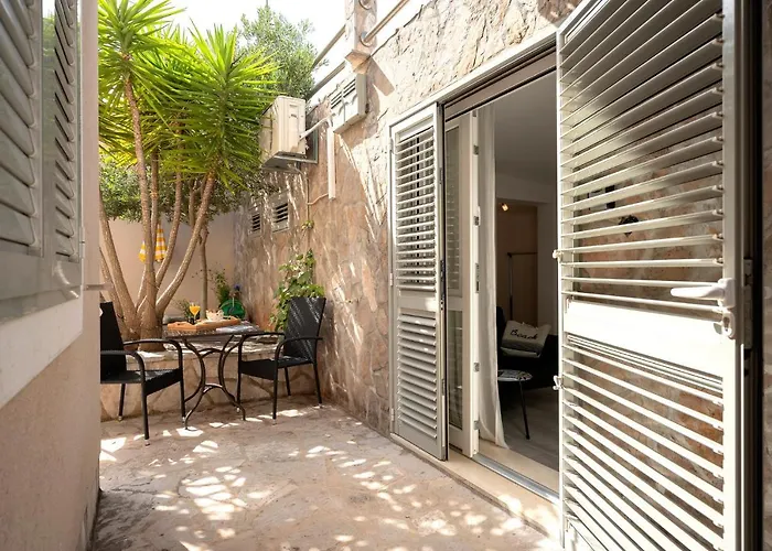 Апартаменты Hidden Oasis - Zf Hvar Хвар